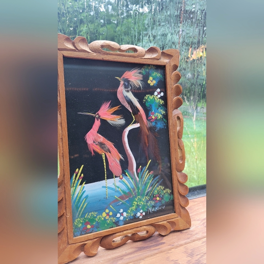 🪶 Vintage Mexican Feathercraft - Good Condition! 🪶